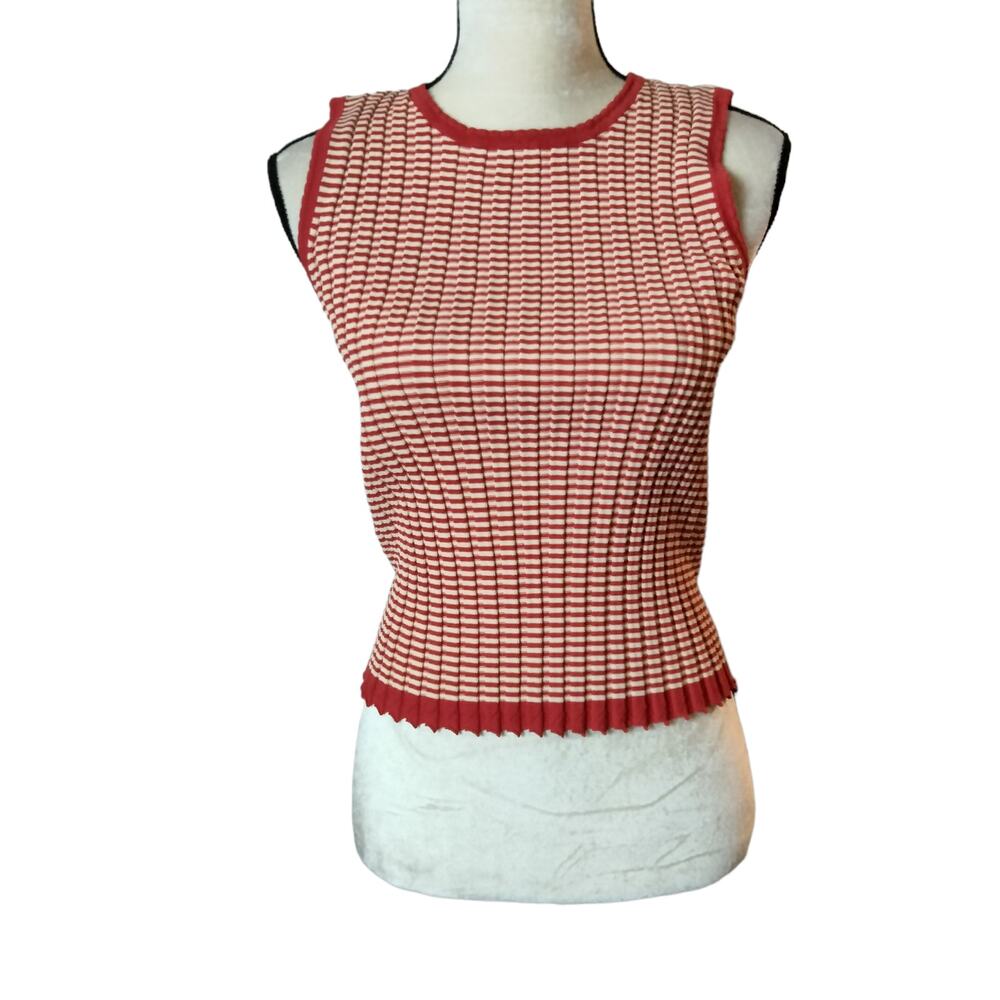 Anne Klein Y2K Red and White Ribbed Sleeveless Top Stripes Retro Baby Tee